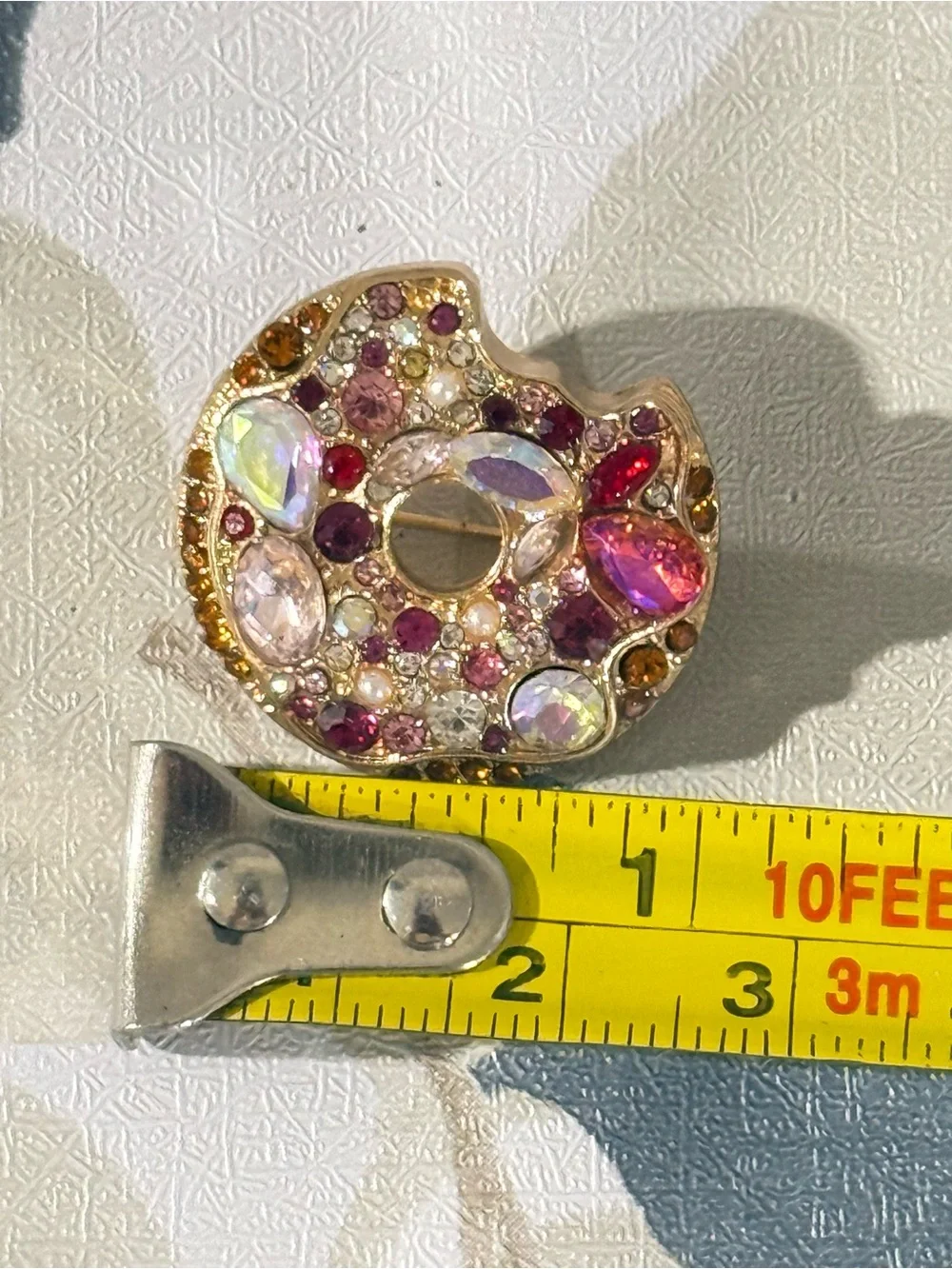 NWOT Gold-Tone Multicolor Crystal Statement Broach- Pink & Red Accents - Picture 5 of 5
